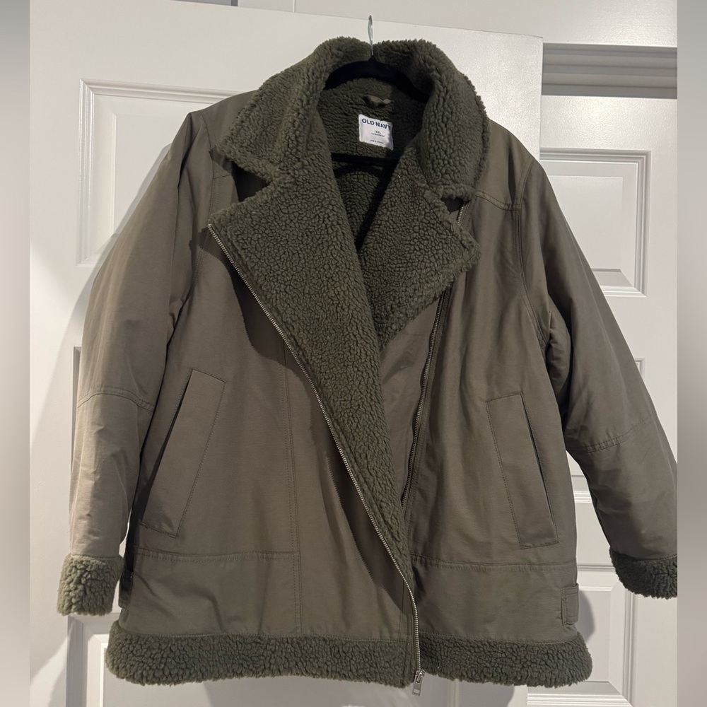 NWOT Old Navy Olive Green Sherpa Lined Jacket